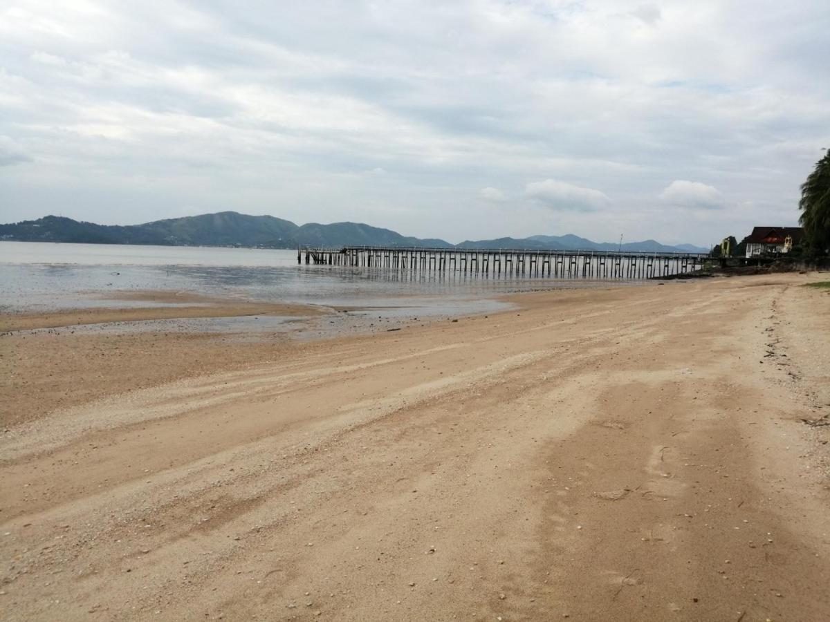 Jansom Beach Resort Ranong Exterior foto